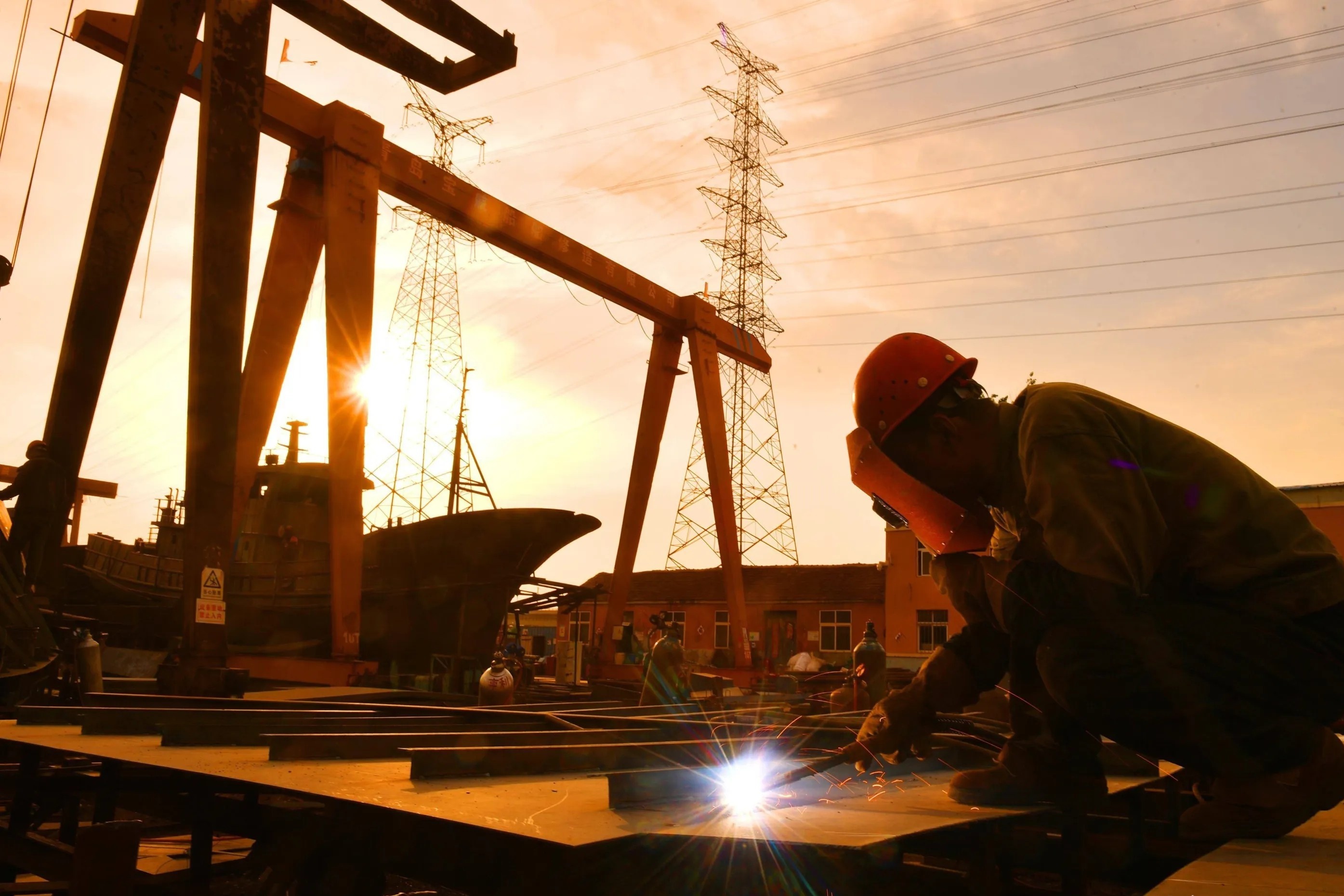 中国的工业产值占全球的35%以上,然后我查了一下