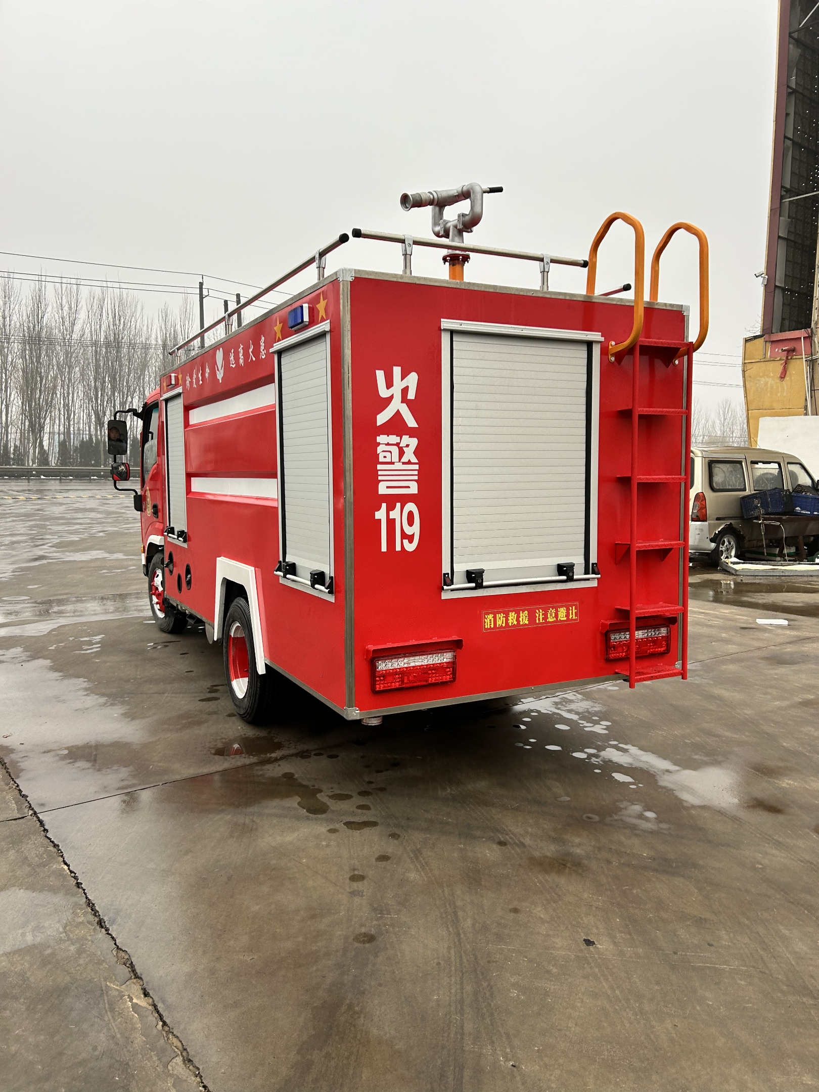 吉林厂用消防车在工业领域可是有着至关重要的作用呢!