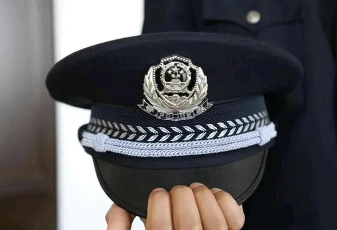 黑帽和白帽民警的区别图片 - 黑帽和白帽民警的区别图片大全 黑帽和白帽民警的区别图片 - 黑帽和白帽民警的区别图片大全（白帽警察与黑帽警察的区别） 行业资讯