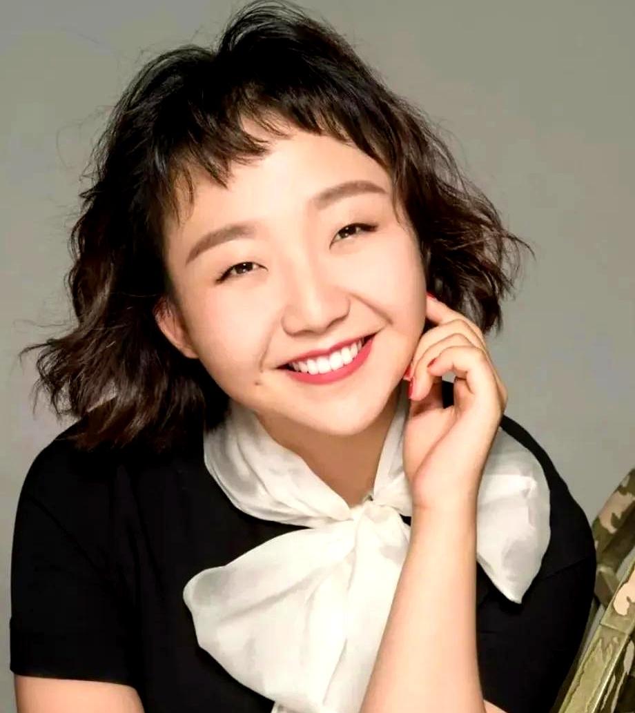 正在播出的电视剧《六姊妹》里,演员辣目洋子出演老六,顶替妈妈在酱菜