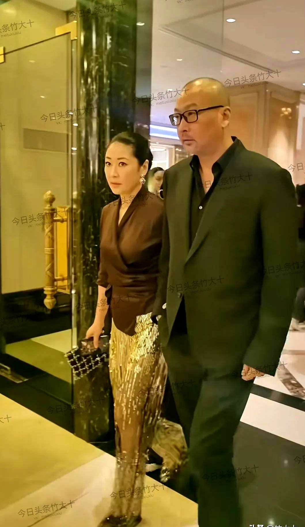 没想到梁静比她还"厉害",她老公管虎以前是马伊琍前男友来的,被梁静给