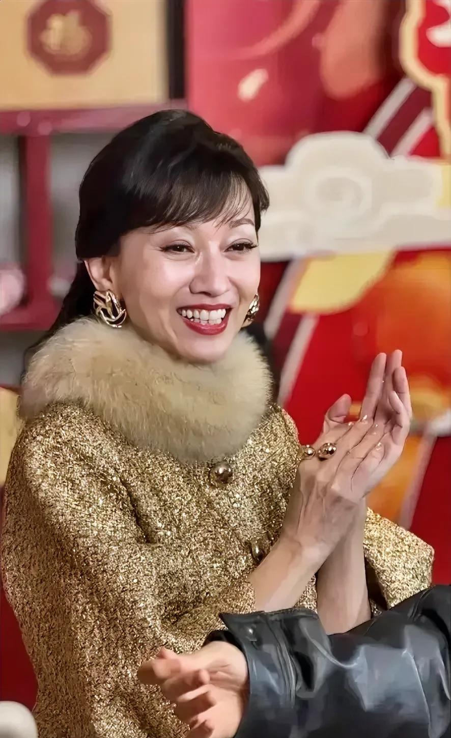 赵雅芝无滤镜,素颜曝光!