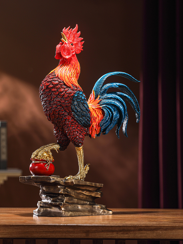 鸡摆件图片大全乡村挺胸的公鸡图片新年贺岁鸡雕塑铜公鸡图片大全红