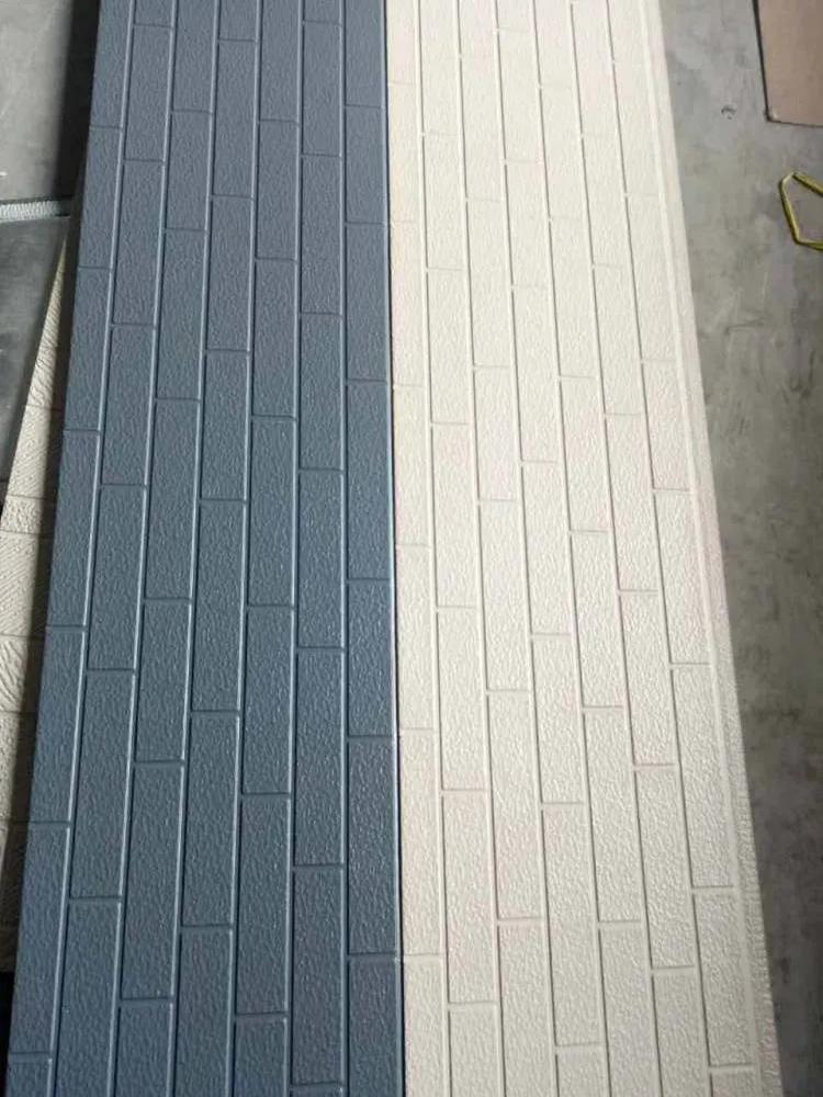 我亲戚说要盖房子,但又不回村里住,感觉不盖房子