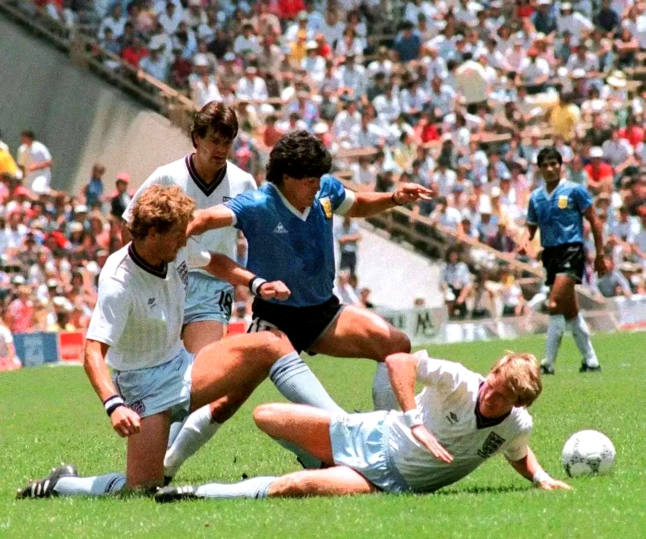 马拉多纳 年世界杯 助攻相关图片4