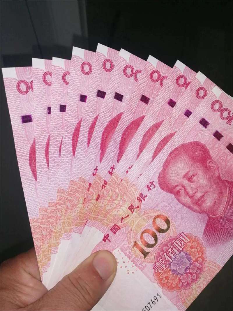 光买这两样东西,再加上两箱牛奶就一千多块钱了,怎么还要再给一千块钱