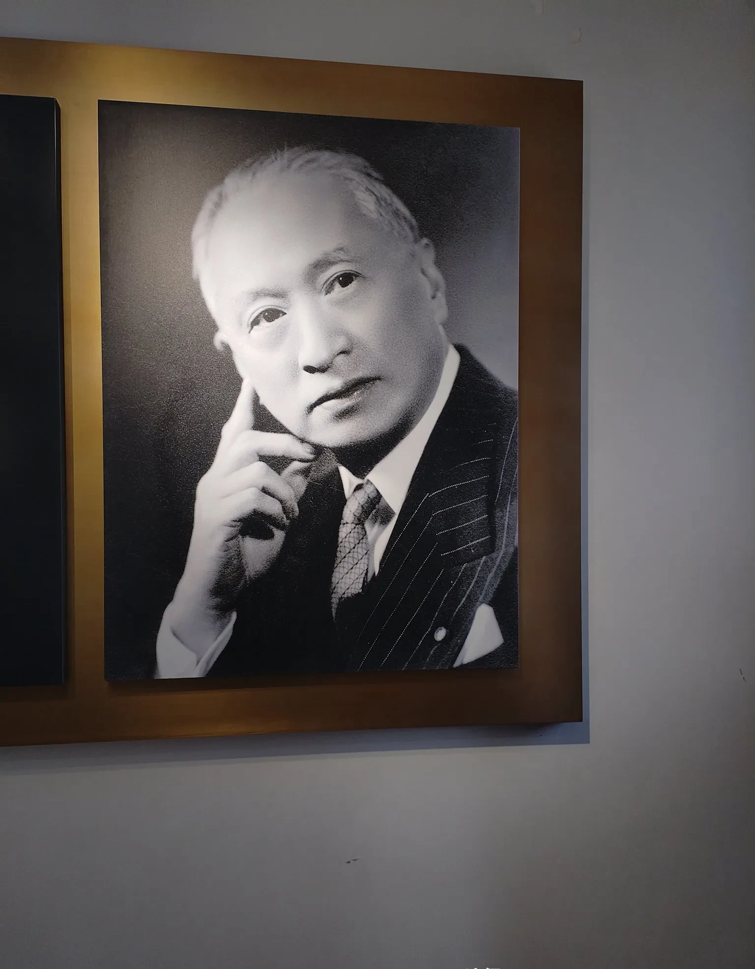 今天我去了上海嘉定的州桥古镇,我从南翔云翔寺站坐