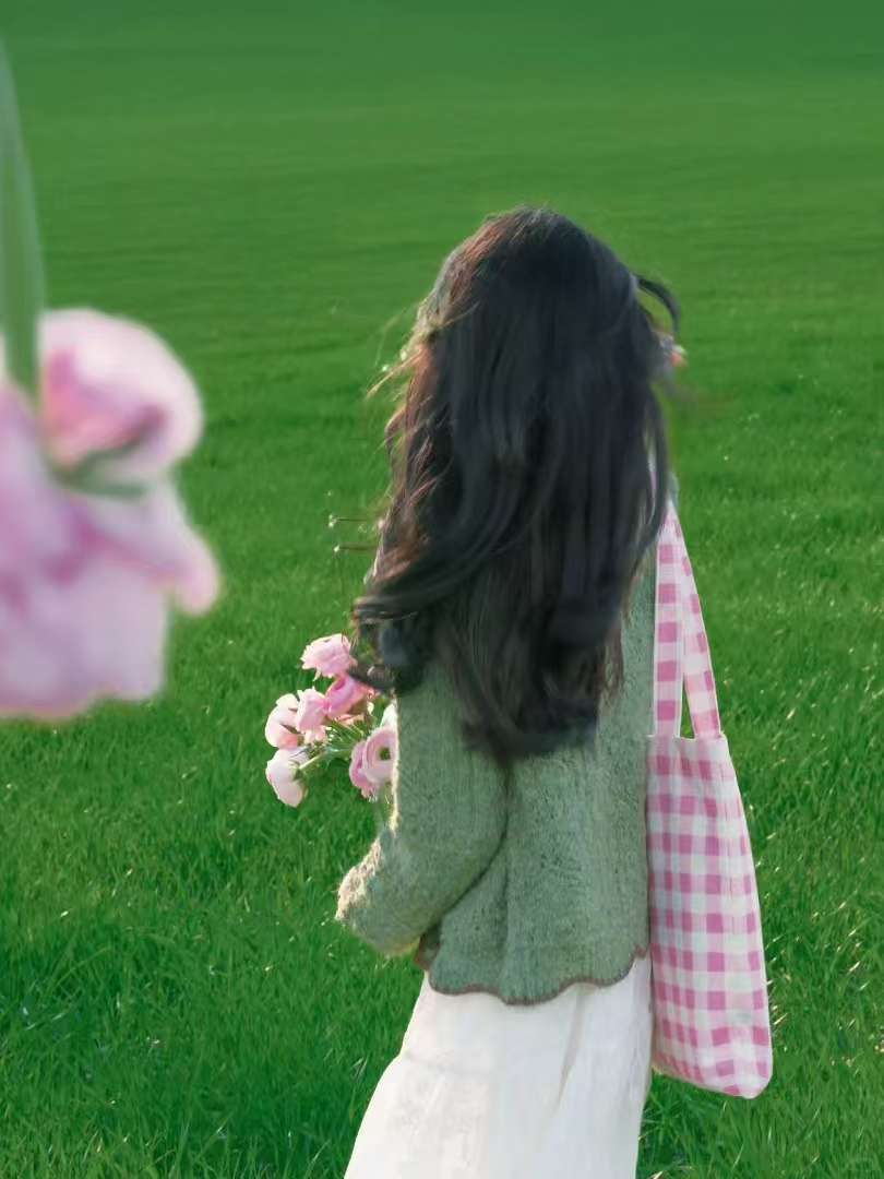 记录这一抹早春绿意 喜欢绿色对眼睛太友好 记录当下这一刻的自由感