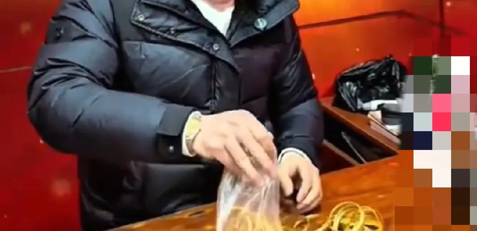 现在黄金1斤多少钱