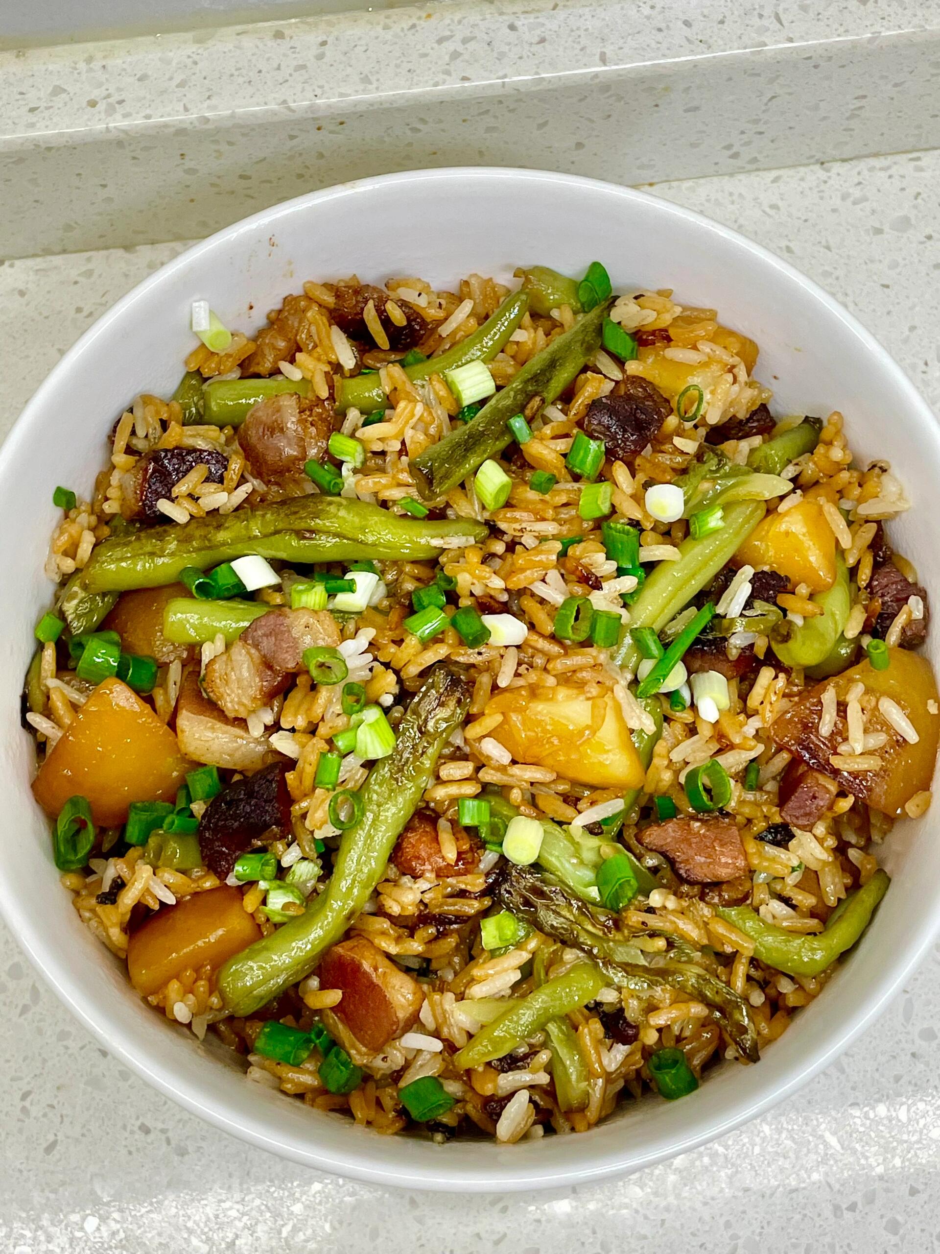 超香的农家腊肉土豆箜饭附详细做法～ 这一锅腊肉土豆箜饭又勾起了