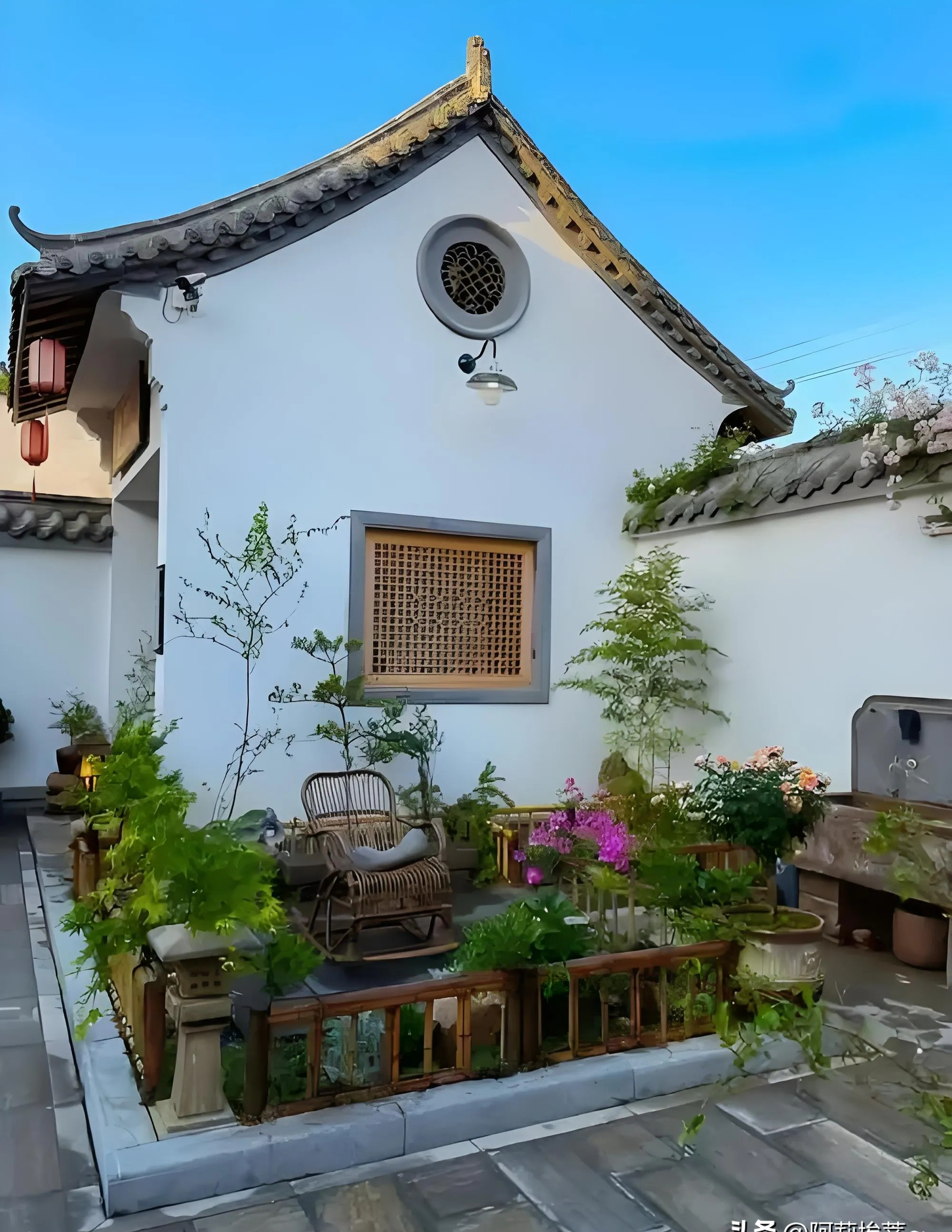 我爸17岁离开家乡到合肥参军,在部队当了31年的兵