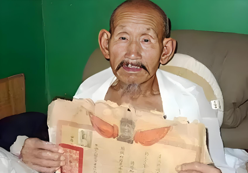 1994年,河南一位73岁的老农因为没还清债务被列为"老赖"