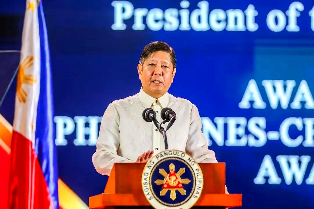 菲律宾总统马科斯输惨了,马科斯否认自己下令逮捕杜特尔特