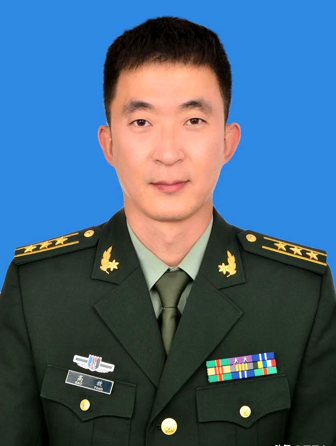 军衔男海军人上尉照新疆军区王干荣副司令员简历兰山区武装部戚少海