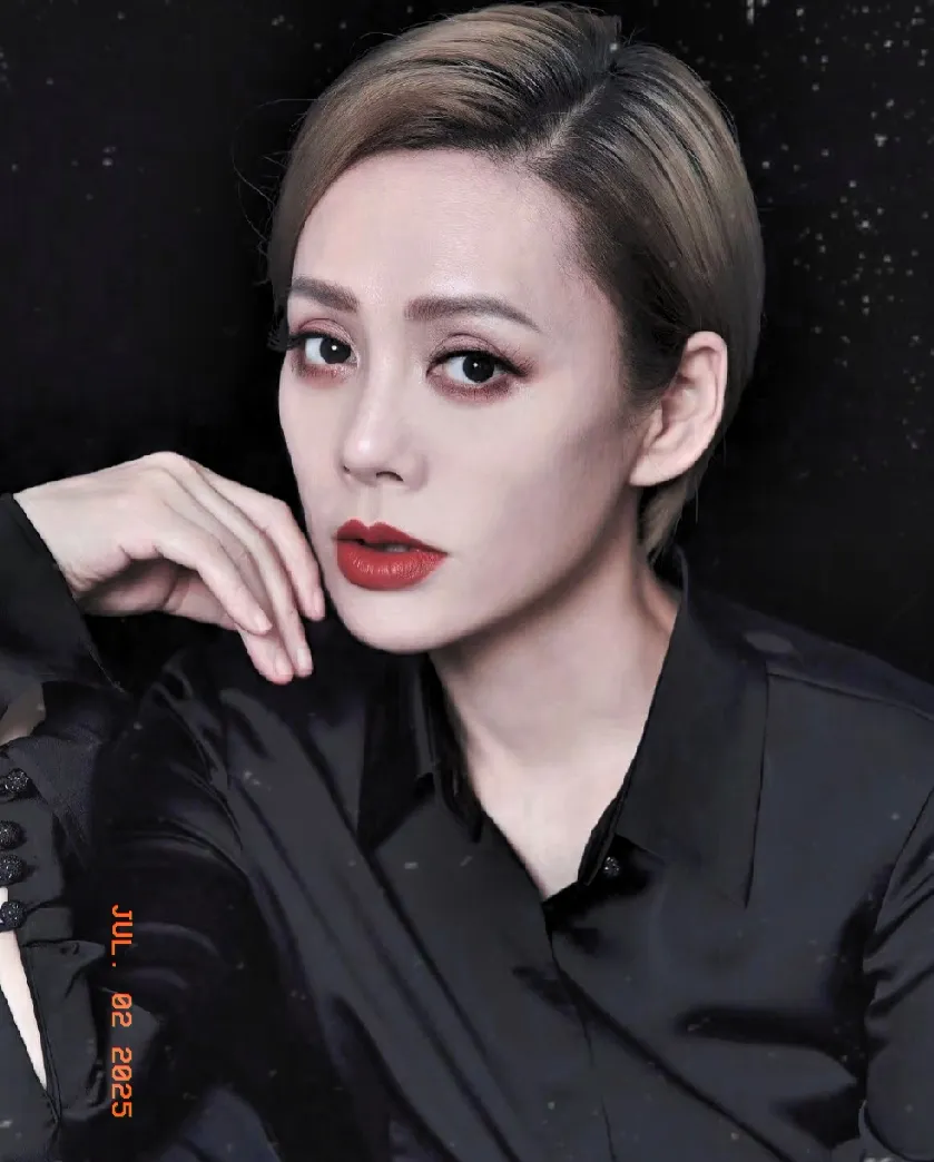 汪峰和宁静的绯闻传得沸沸扬扬,两人回应都没压住网友的质疑声