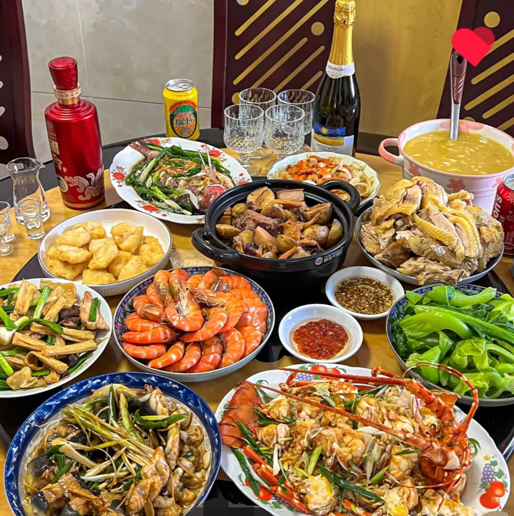 我准备了一桌好菜,今天儿子和儿媳妇,还有两个孙子说回来过端午节,我