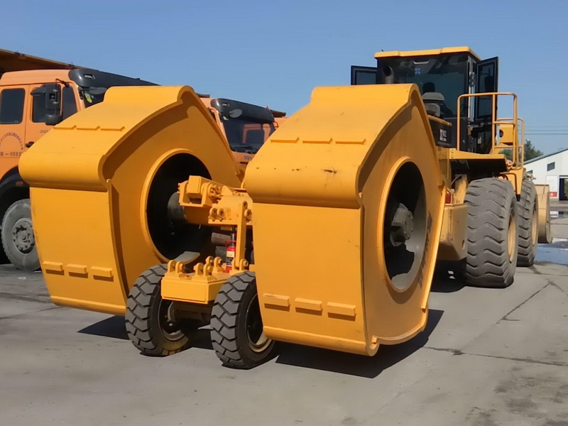 梅花碾作为一种高效的地基压实设备,广泛应用于公路