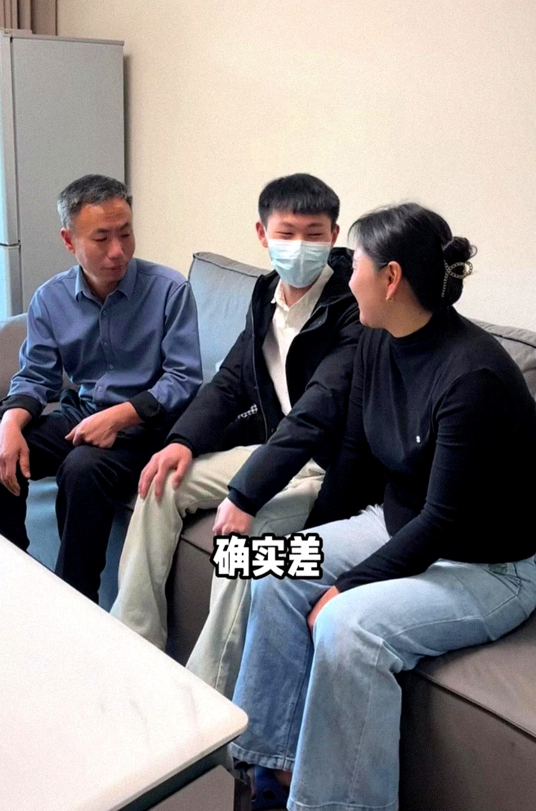 昨天是申聪回家5周年,申聪爸爸说5年前不敢让申聪来家里,先让他去姑姑