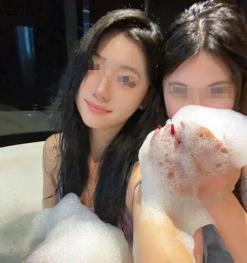 黑龙江,一27岁女子去看闺蜜,闺蜜请她洗浴花了1378元