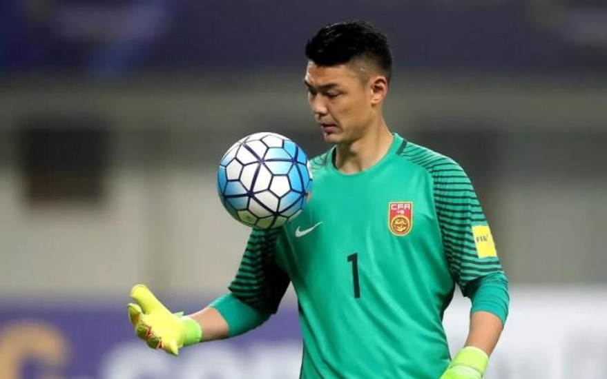 山东泰山的老将戴琳说了句挺炸的话,他觉得曾诚其实没王大雷厉害