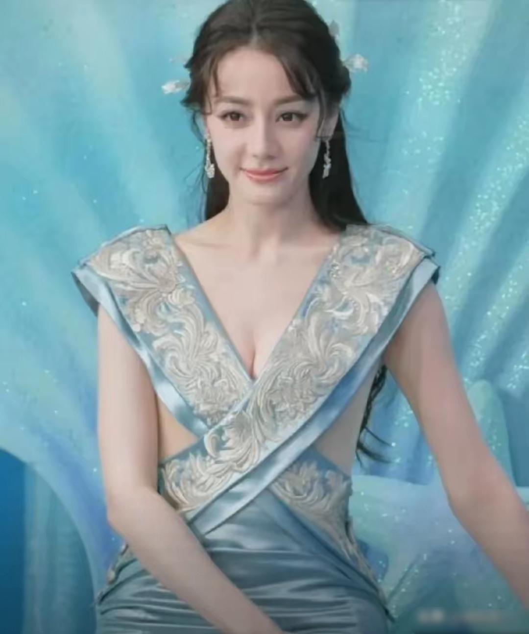 热巴现在变得好开放啊!