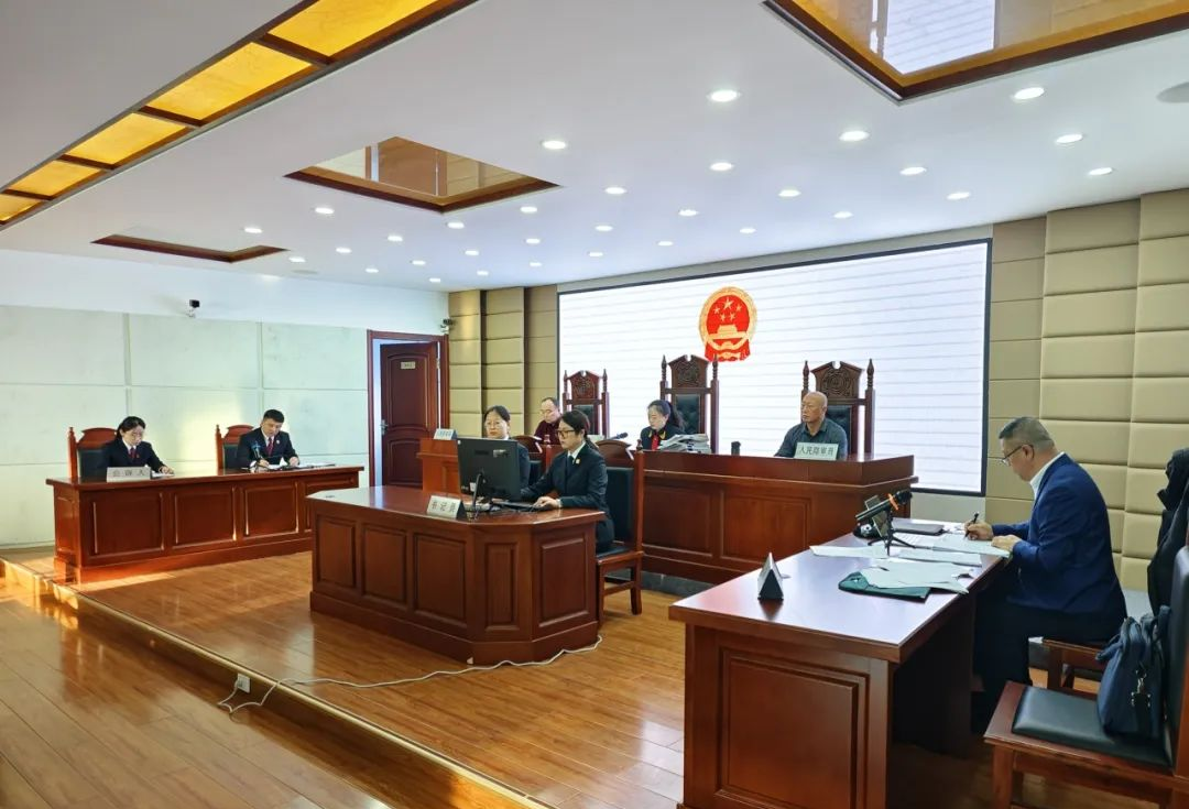 江苏,一对情侣婚前同居,期间男方向女友转账50万元用