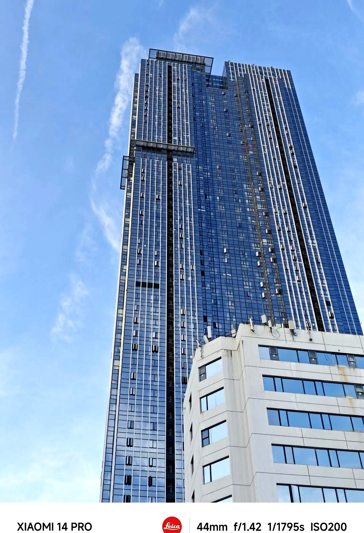 "  我们来猜猜这谜语里的数字:  "和氏璧"代表数字9