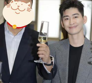 张翰最近被卷入一起官司,这件事引发了不少讨论