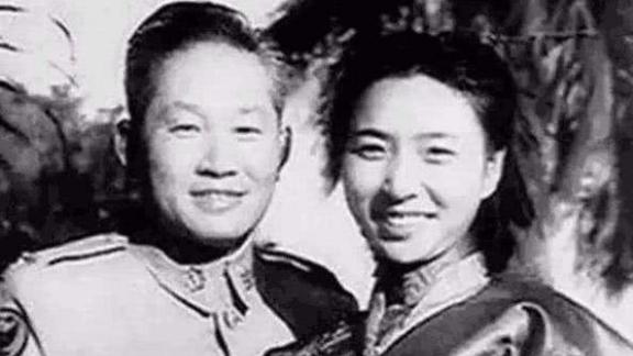 上床时发现身旁女子并非妻子张晶英,而是家庭护士张美英