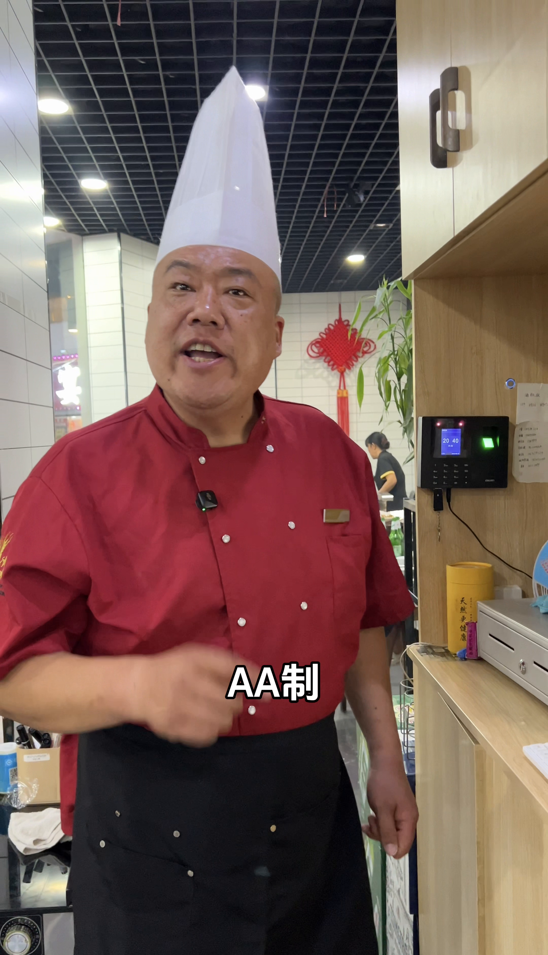 酒以后估计喝不了了,瓶子里的酒都没法用了