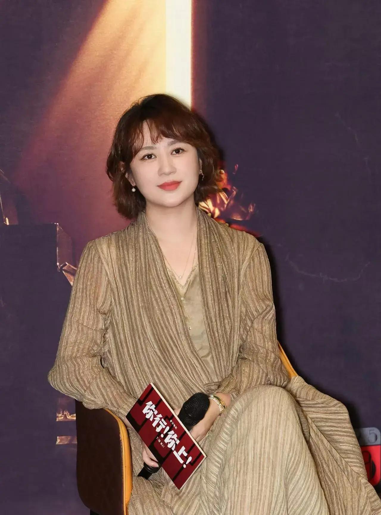 马丽最近连上了两部电影水饺皇后悄无声息扑了你行你上也在扑的路上