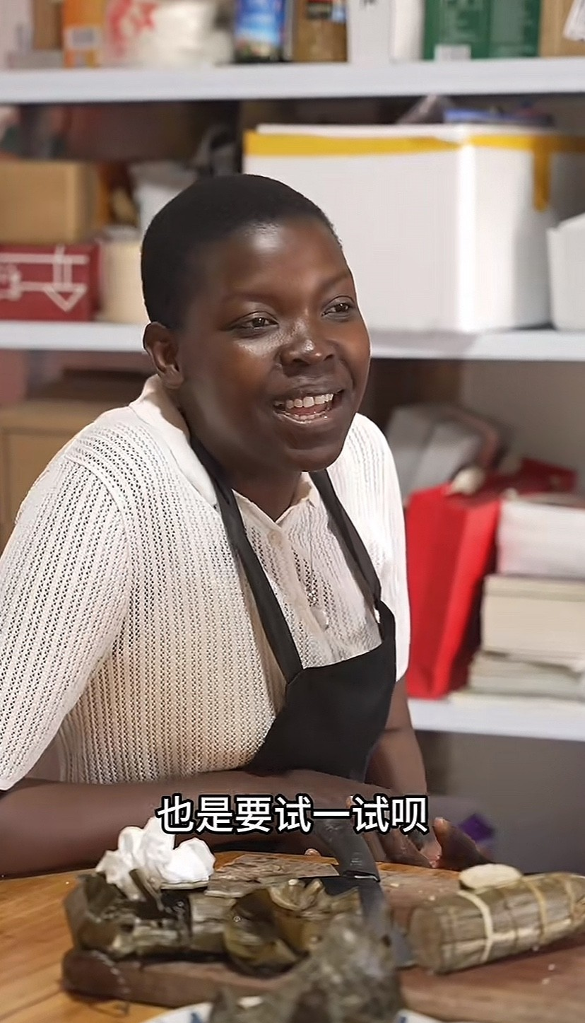 大家发现没,黑人rose一家不把大家割得干干净净是绝对不撒手的