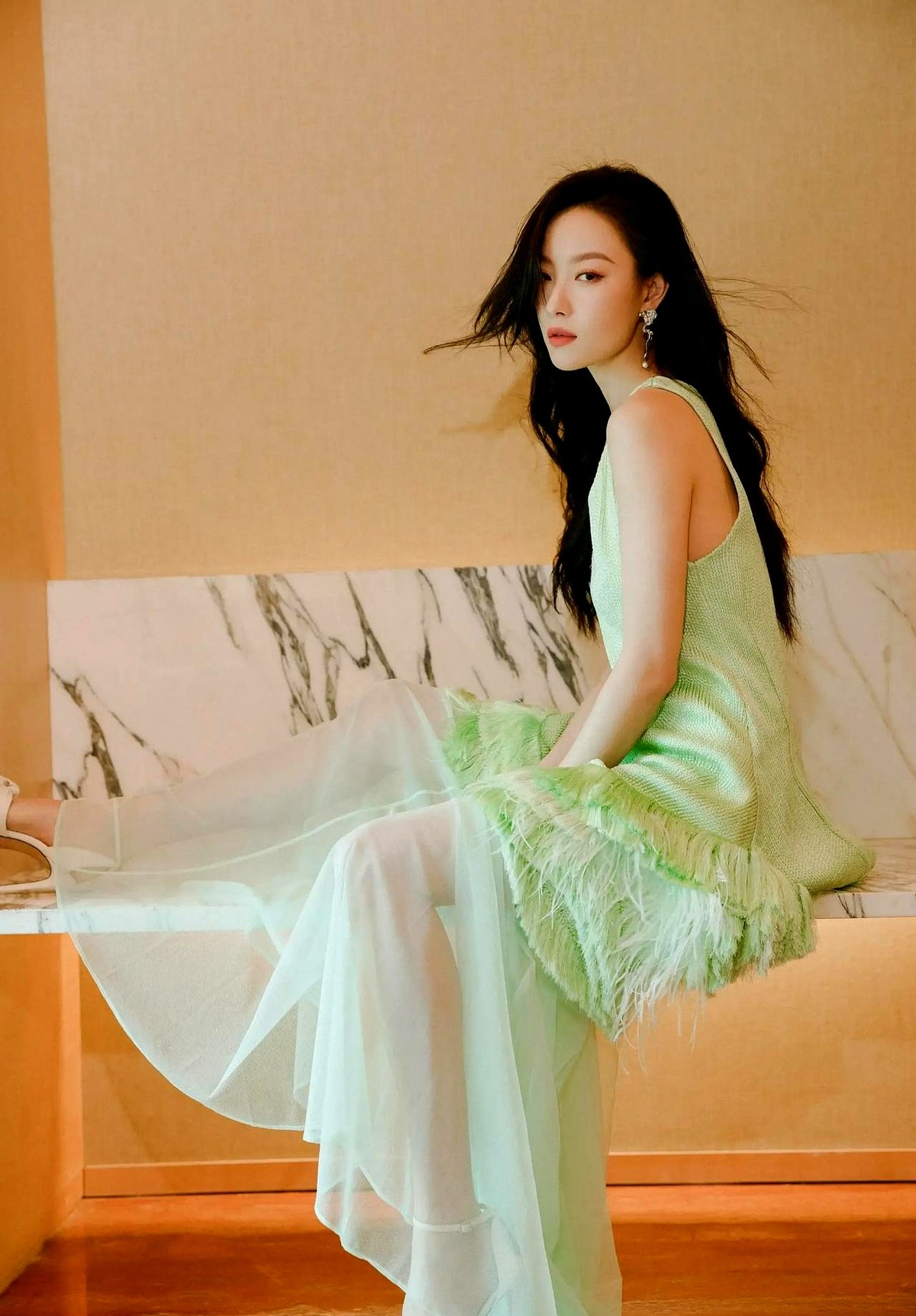 我问我闺蜜,倪妮又美又高级,为什么男生很少把她当女神?