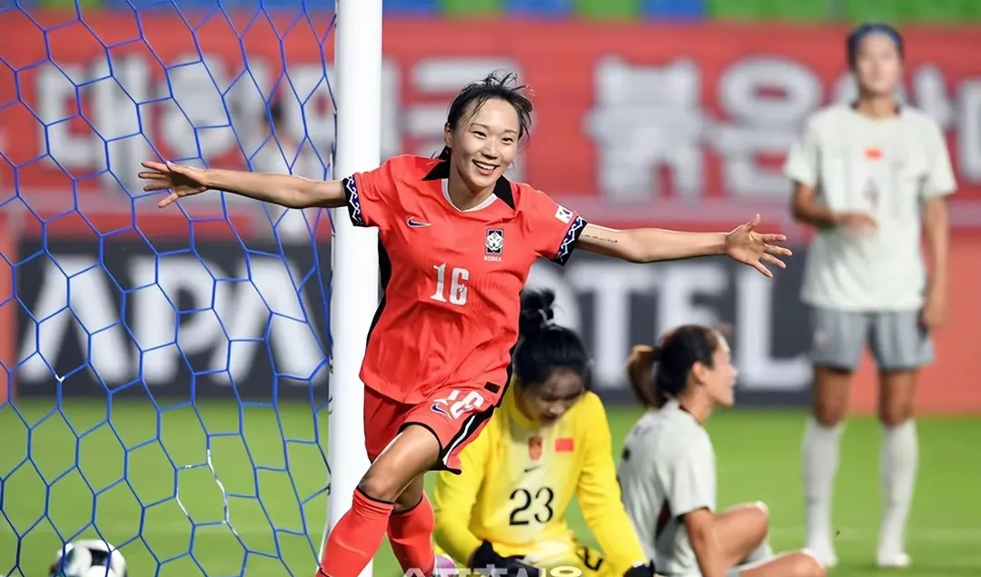 两度领先,却在最后时刻城门连失,平局收场,怎不叫人捶胸顿足?