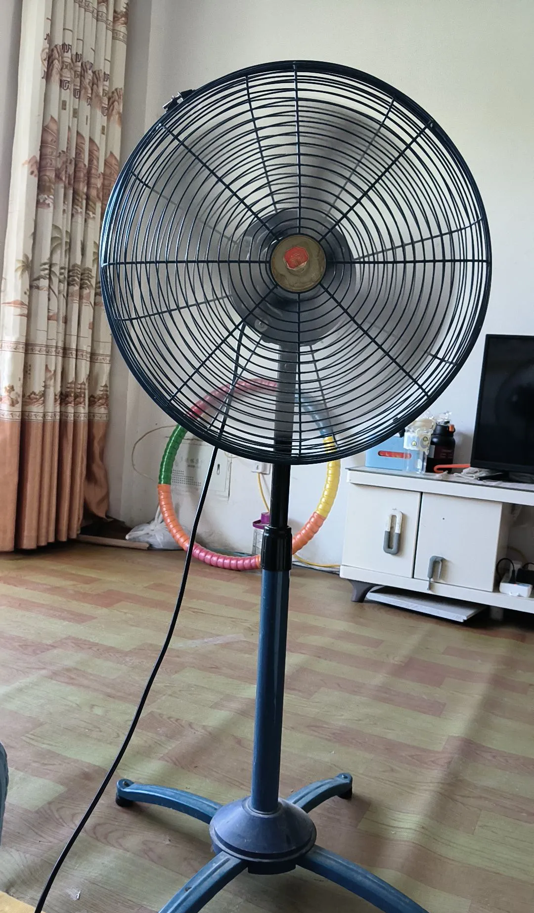 足,体质差得跟年轻时候天壤之别,哪怕室外高温30多度,我也只敢用风扇