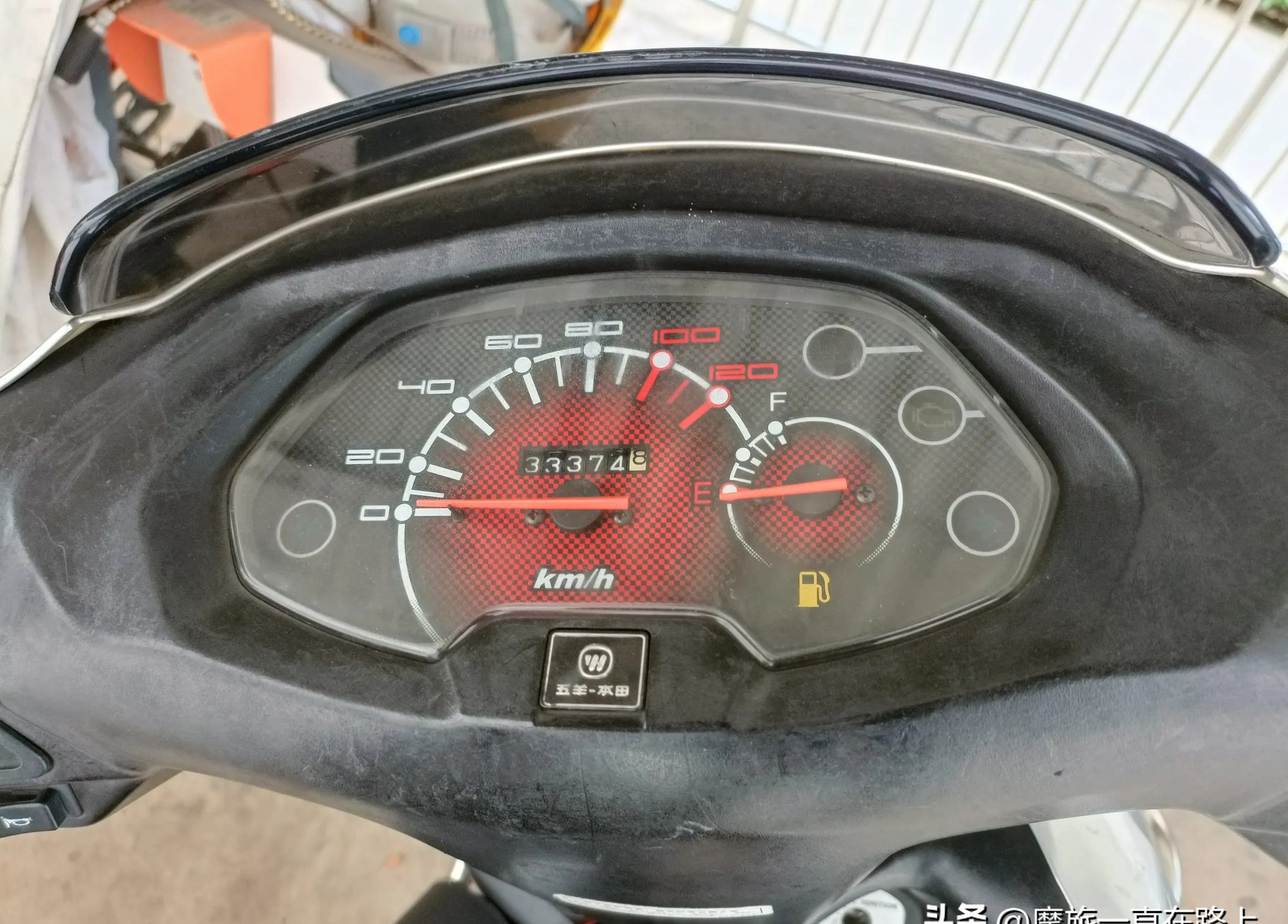 看得出来,你对这个摩托车强制报废政策有些无奈的情绪,的确,像五羊