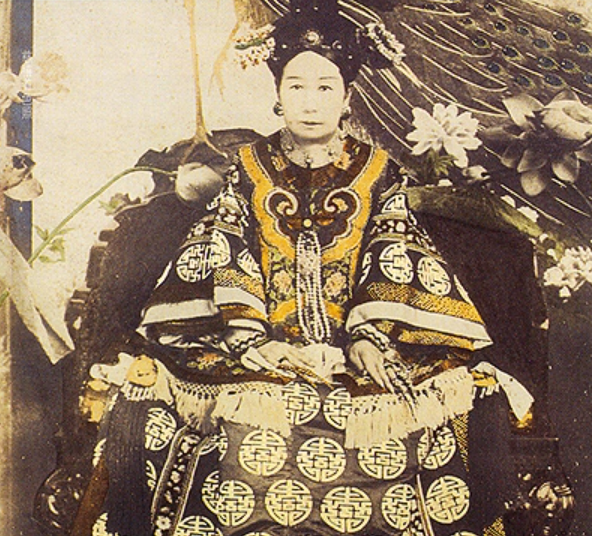 22岁的皇后阿鲁特氏,偷偷给父亲写个纸条,问自己接下来该怎么办?