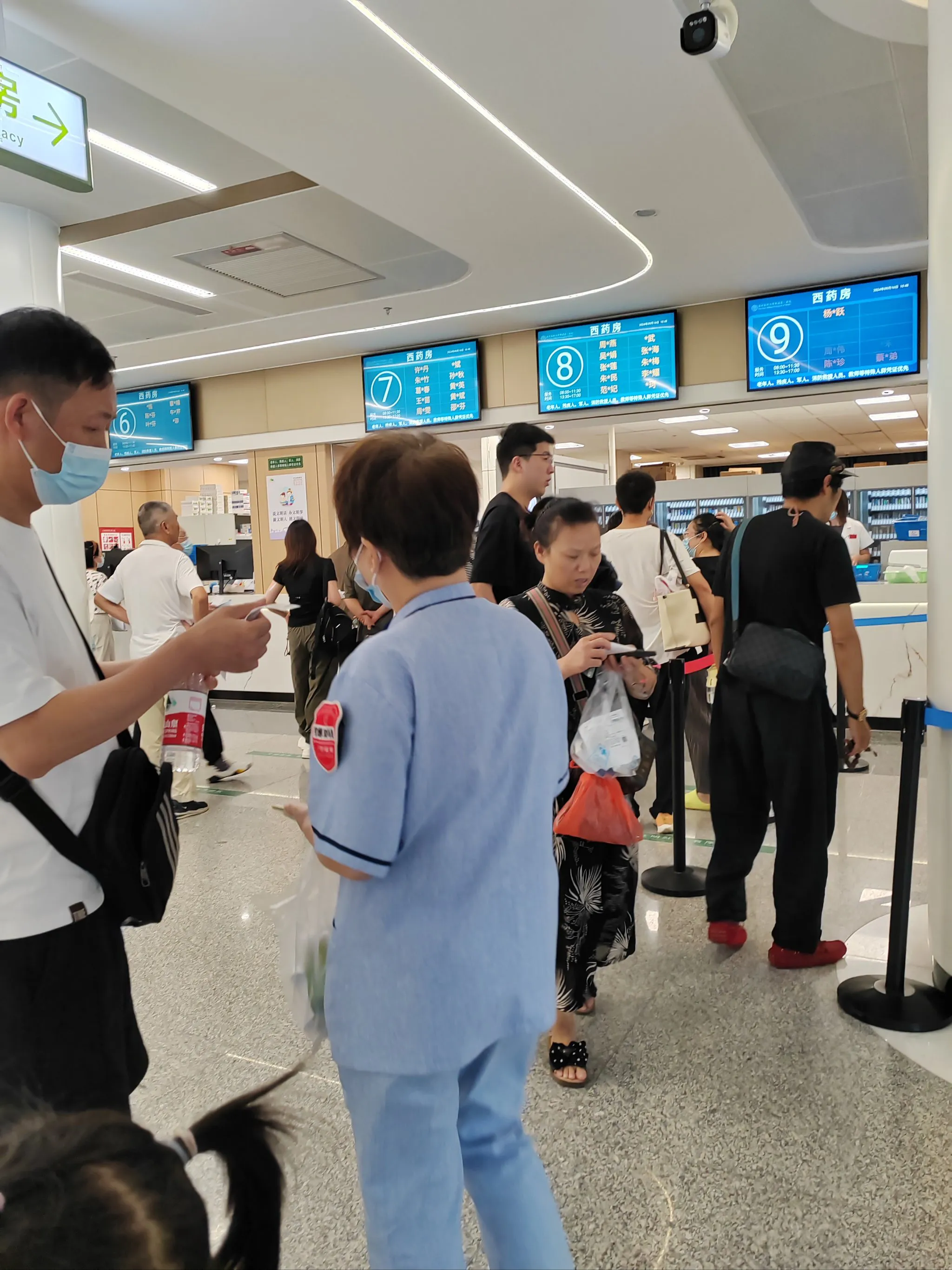 包含北大医院、全程陪同黄牛跑腿号贩子挂号,所有三甲医院都可办理的词条 包含北大医院、全程陪同黄牛跑腿号贩子挂号,所有三甲医院都可办理的词条