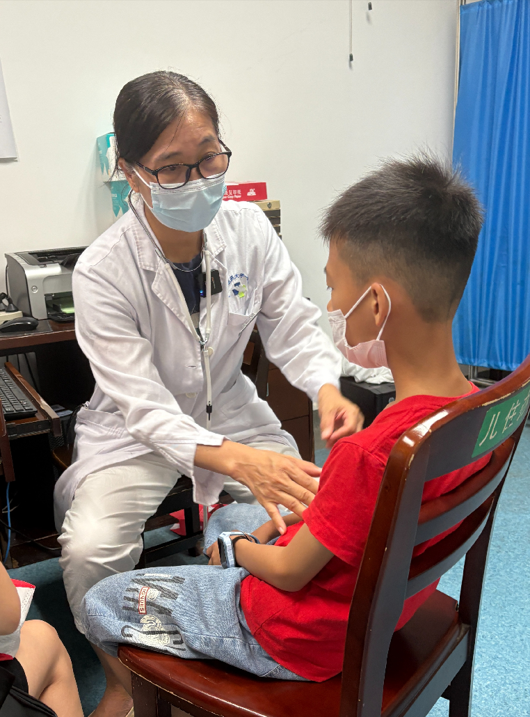 北医三院代诊挂号服务儿童诊疗全程温柔照料，安心配合的简单介绍