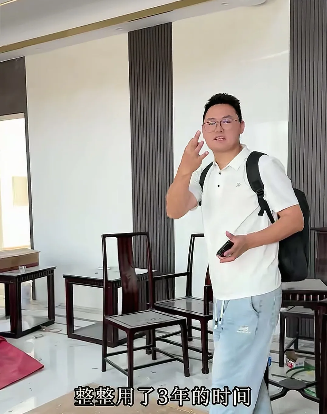 小二娃终于要搬进新家了,但他却把这个家的女主人弄丢了