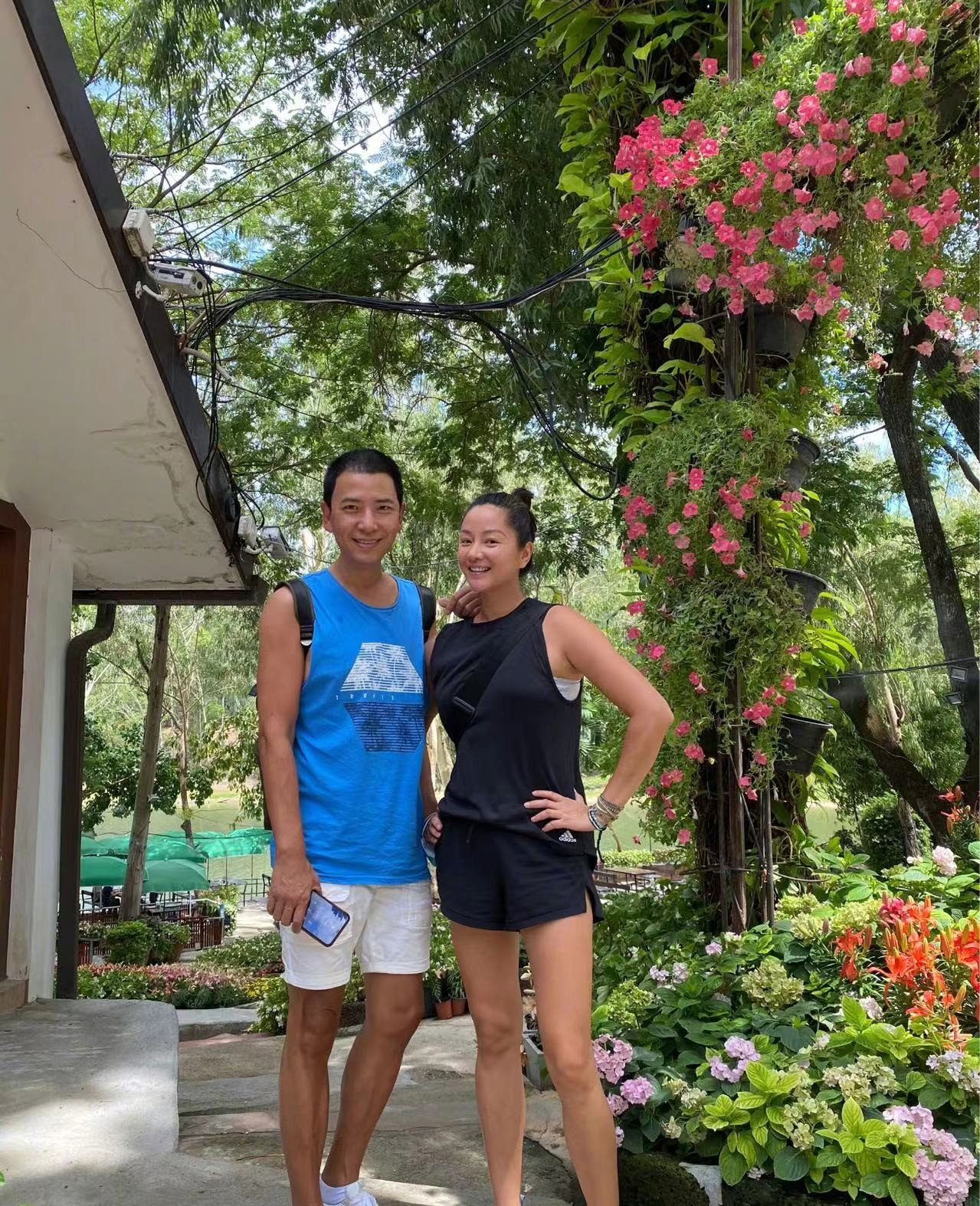 难怪她定居泰国5,6年都不愿意回国了,住在清迈富人