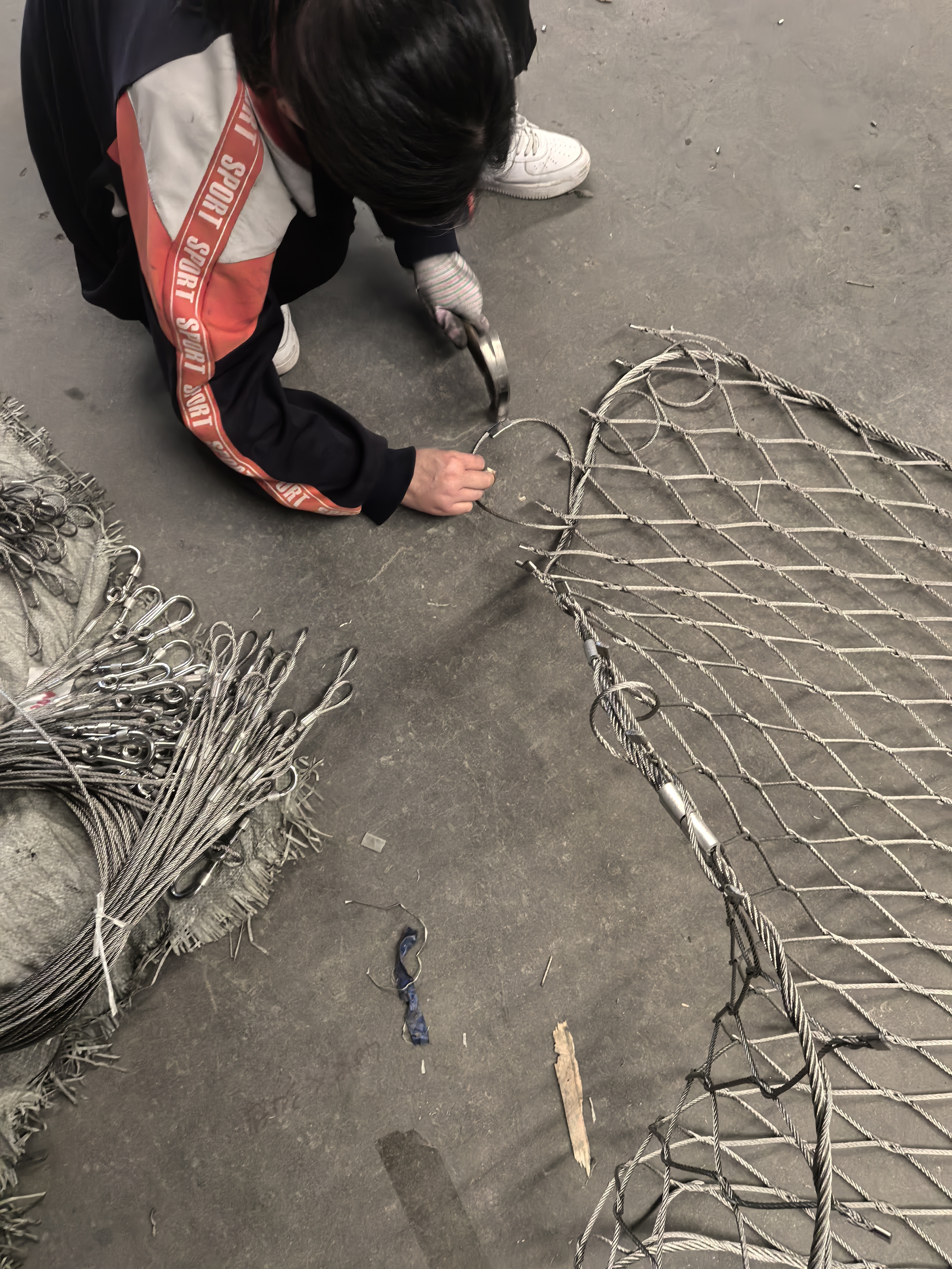 防坠网安装方法 正确安装防坠网是确保其发挥安全防护作用的关键