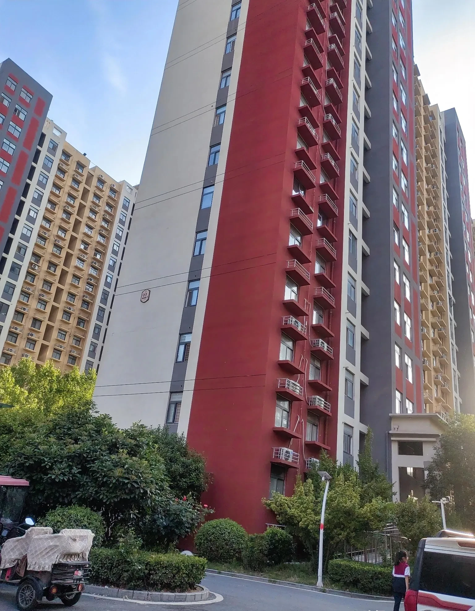 和闺蜜小聚,她一开口就泣不成声