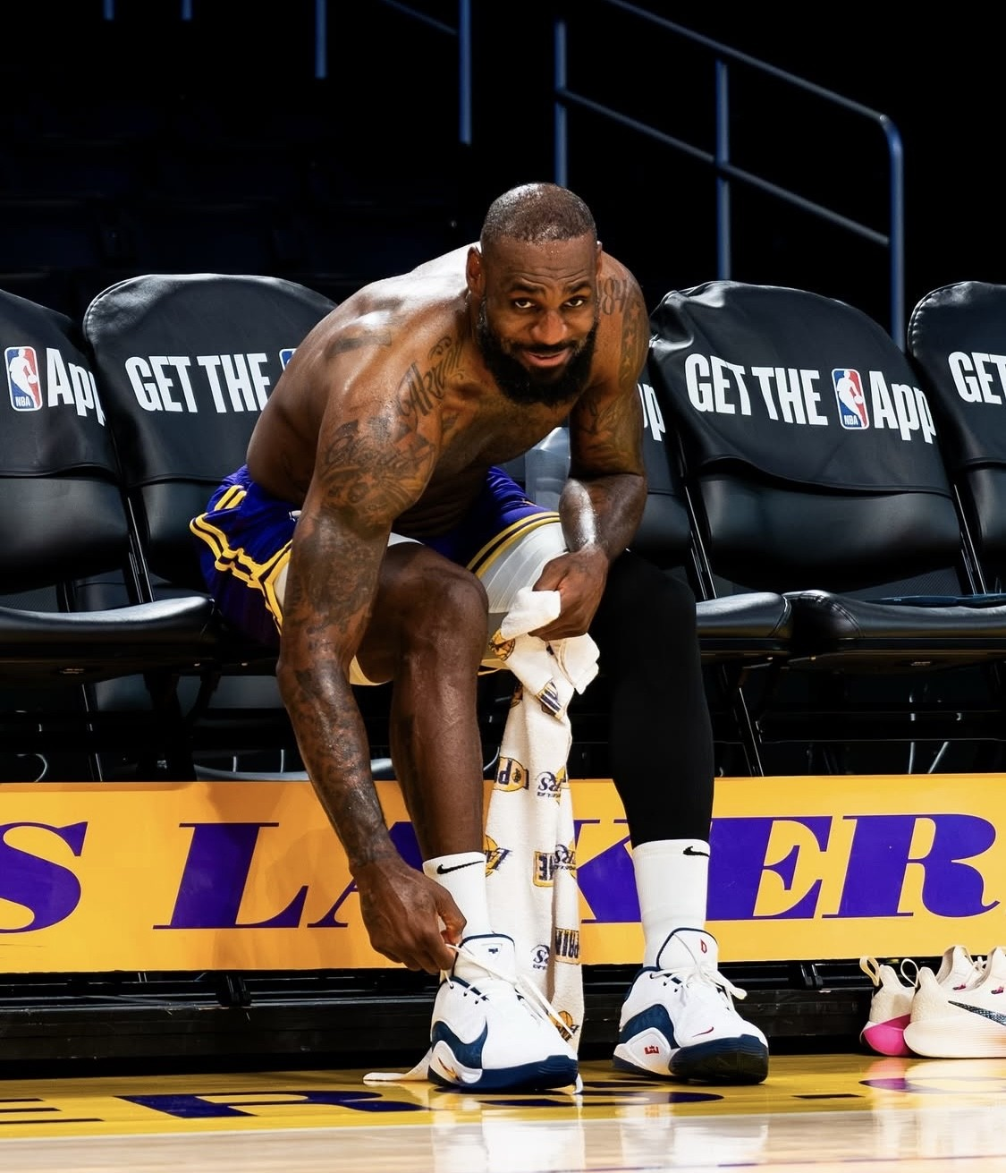 勒布朗·詹姆斯即将成为nba历史上第一位征战23个赛季的球员