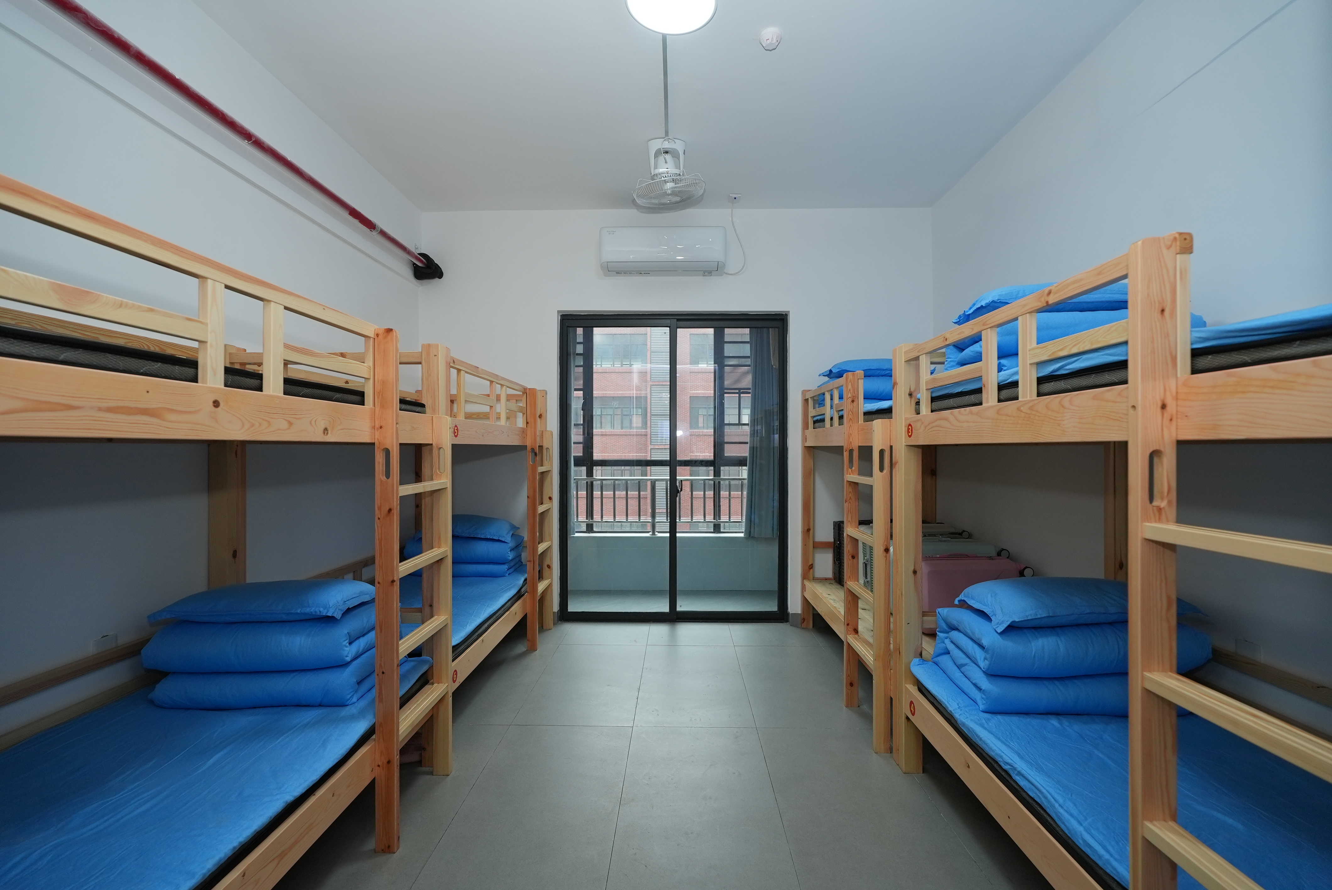 权威认证是关键 招生办刘老师:188