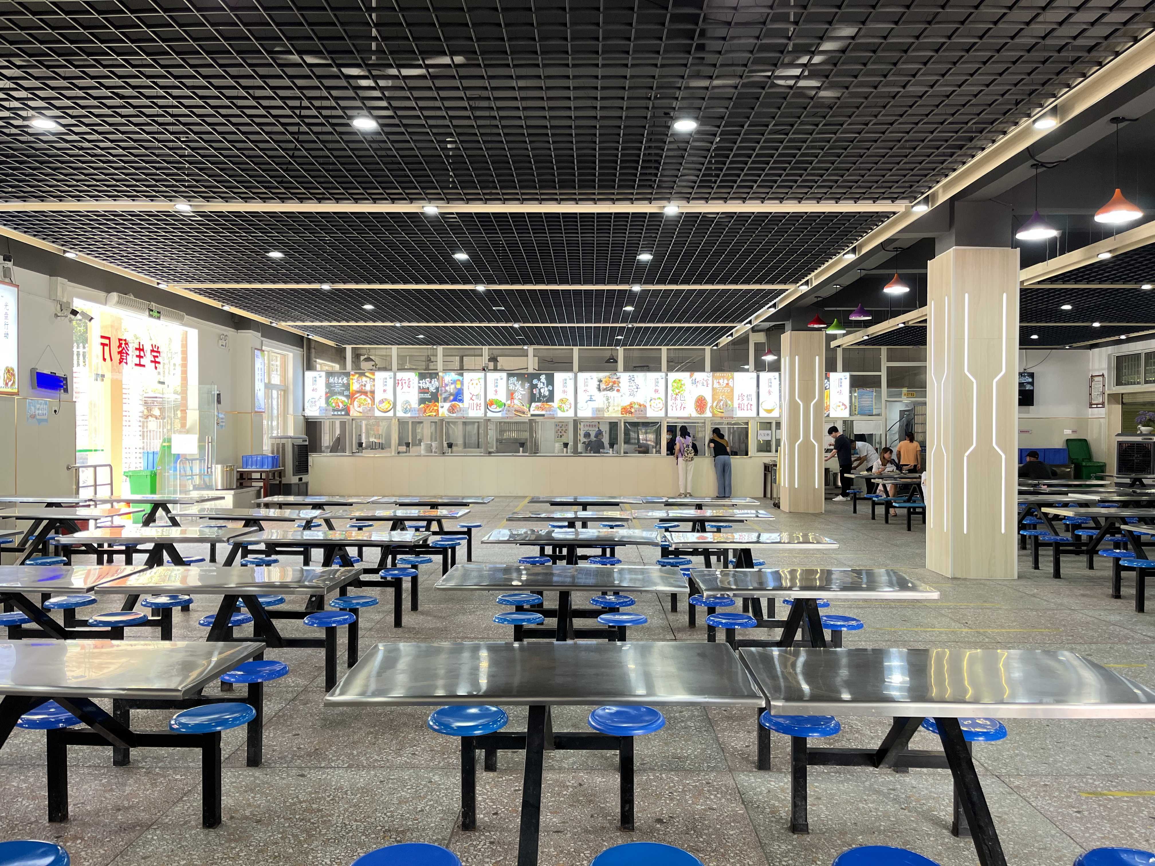 在这个充满机遇与挑战的时代,选择一所适合自己的学校