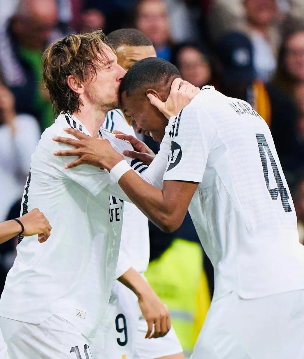 包含英议南：艾贝斯费特联VS切舍姆联的词条