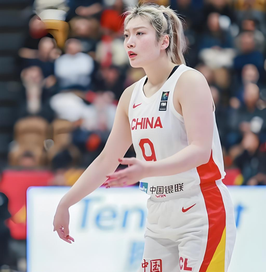 26号进行的全运会女篮比赛,本次比赛李梦将和韩旭,刘禹彤代表四川参赛