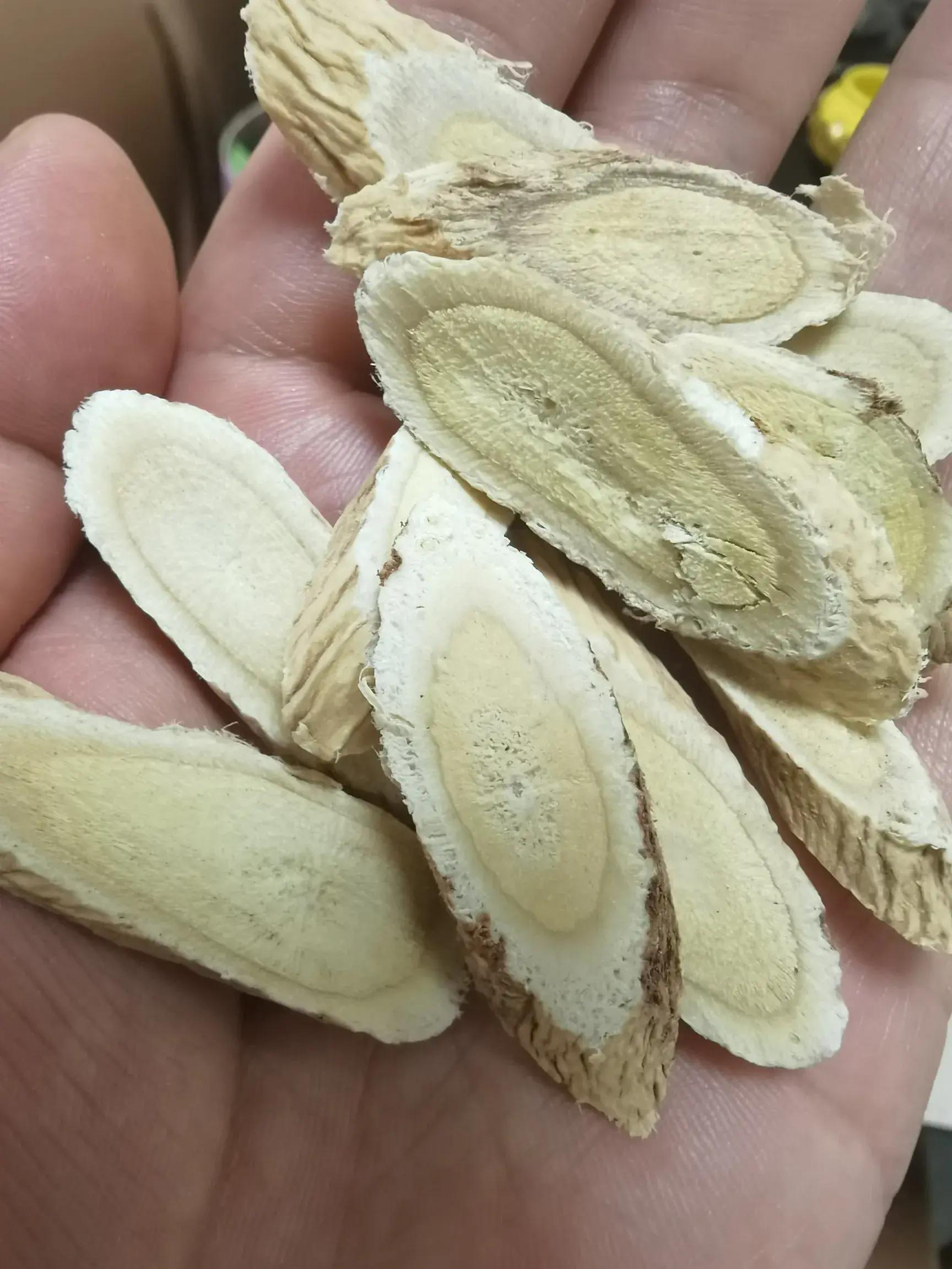 其实没有那么复杂,真的是很日常的一件事:每天早上,我都坚持自己