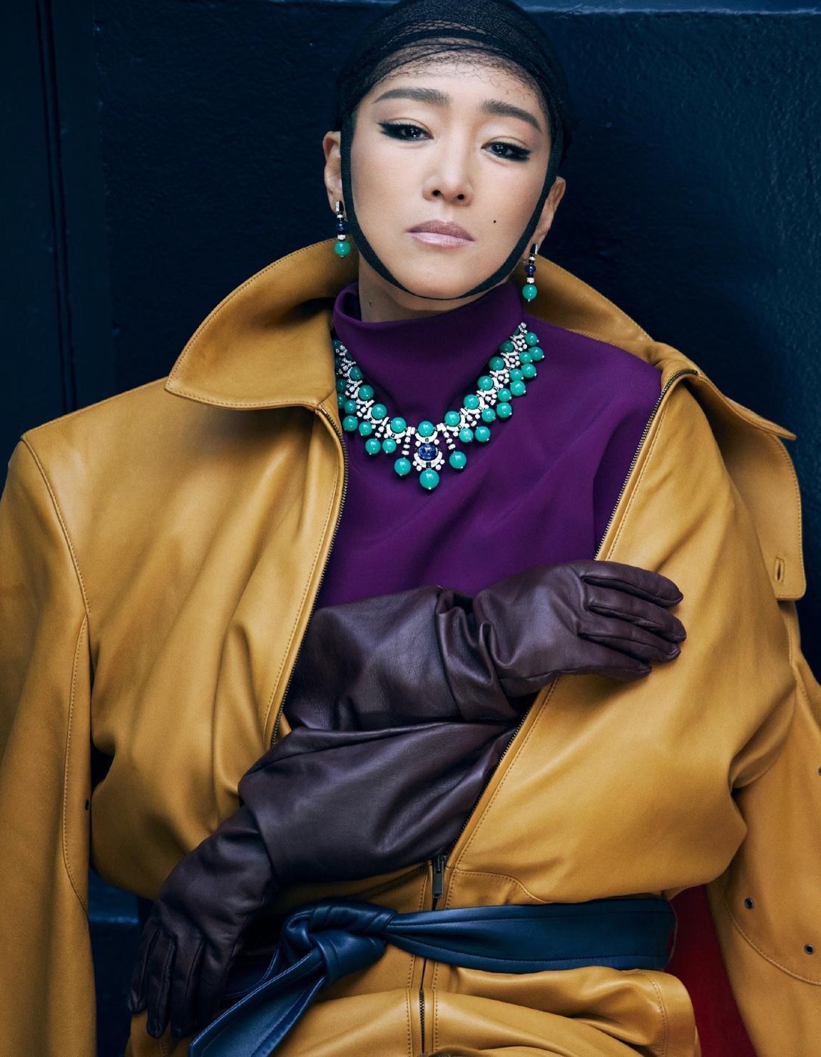 这是巩俐最近的杂志照片,说实话有被吓到